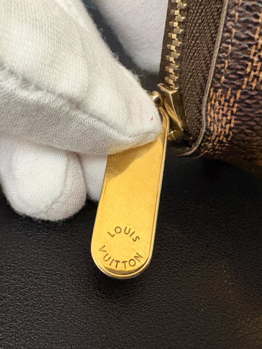 Louis Vuitton Zippy Wallet | Damier Ebene Canvas | Gold Hardware